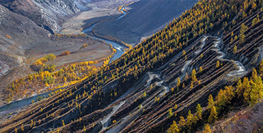 Перевал Катуярык, осенний Горный Алтай