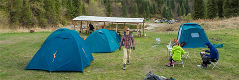 Экспедиционный палаточный лагерь в джип-туре по Казахстану