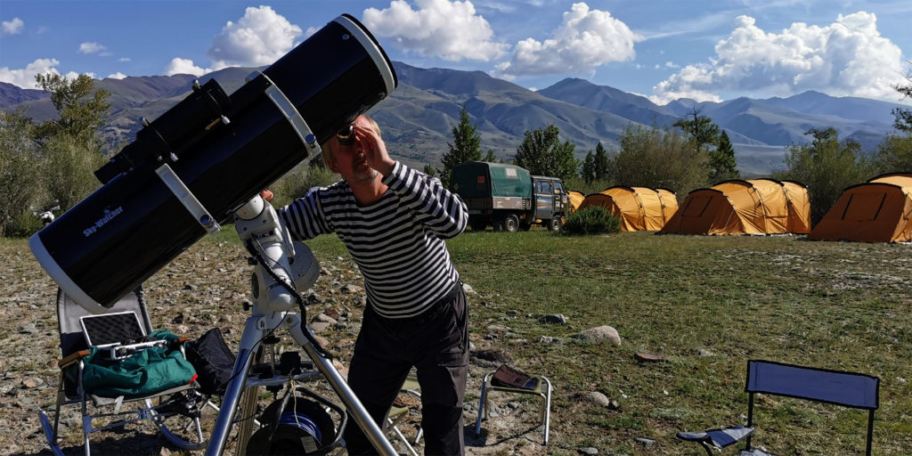 Телескоп и астрокемпинг на Алтае